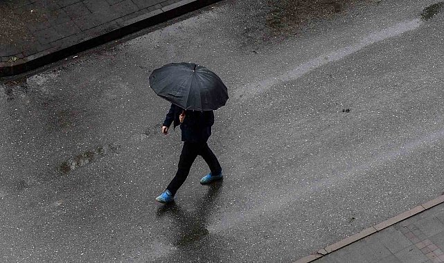Meteoroloji uyardı: Adana'da salı hariç her gün yağış bekleniyor