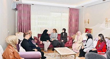 Milletvekili Ölmeztoprak'tan şehit ailesine bayram ziyareti