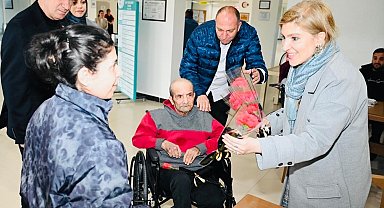 Milletvekili Ölmeztoprak'tan sosyal farkındalık, büyükler ve üretim odaklı ziyaretler
