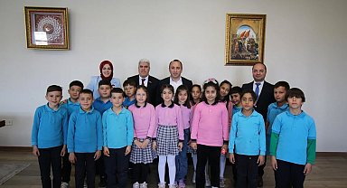 Minikler Kaymakamlıkta kamu yönetimini yerinde öğrendi