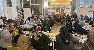 Müftülük personelleri üniversite öğrencileriyle iftarda buluştu