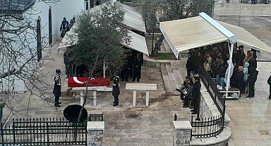 Muğla'da emekli jandarma albay son yolculuğuna uğurlandı