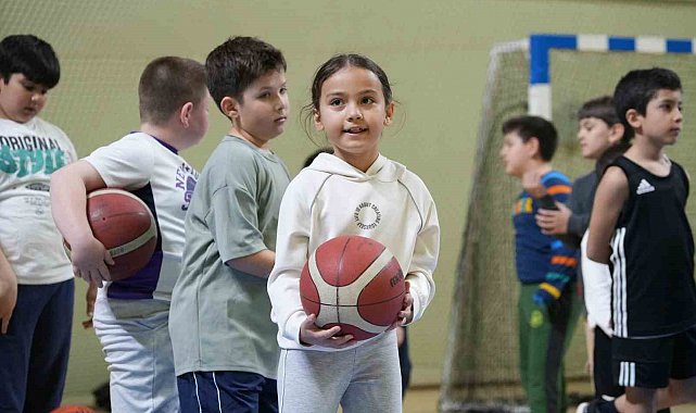 Muğla'da sporun kalbi GSB tesislerinde atıyor