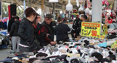 Muğlaspor yararına düzenlenen panayıra vatandaşlar ilgi gösterdi