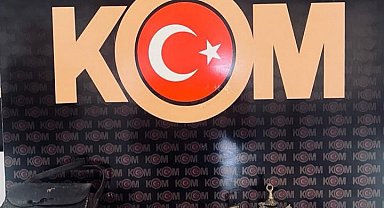 Muş'ta tarihi eser operasyonu: 25 parça ele geçirildi