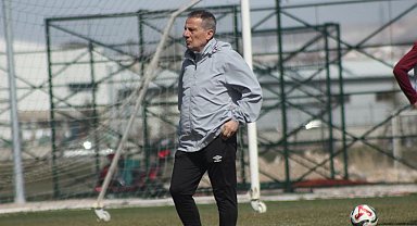 Niğde Belediyespor, Teknik Direktör Adnan Şentürk ile yollarını ayırdı