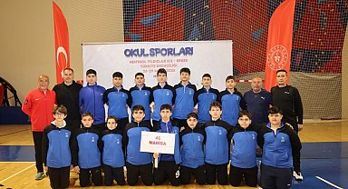 Niğde'de hentbol şöleni başladı