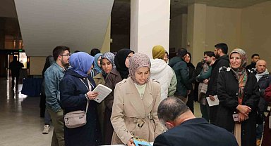NÖHÜ'de "Kayıp Coğrafya'nın İzinde: Kudüs ve Doğu Türkistan" konferansına yoğun ilgi