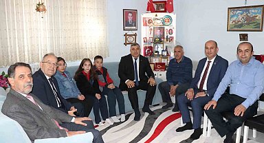 Öğrenci ve öğretmenlerden vefa dolu etkinlik