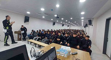 Öğrencilere polislik tanıtıldı, güvenlik konuları anlatıldı