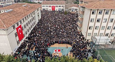 Öğrencisi tarafından öldürülen Fatma Nur öğretmenin anma töreni havadan görüntülendi