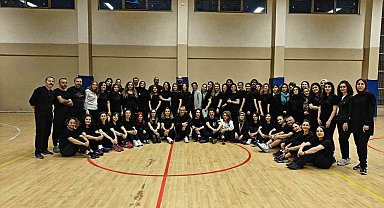 Öğretmen öğretmenlere ders verdi, Türkiye'de ilki gerçekleştirdi