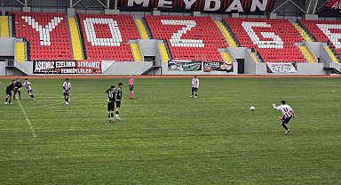 Okul sporları futbol gençler grup yarışmaları 288 sporcunun katılımıyla Yozgat'ta başladı