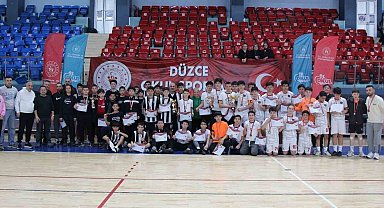 Okul sporları futsal heyecanı sona erdi