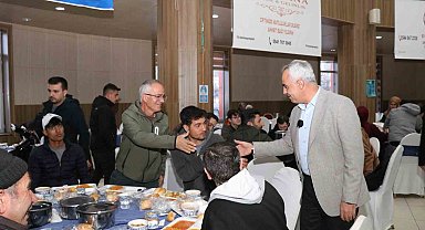 Oltulular geleneksel iftar programında buluştu