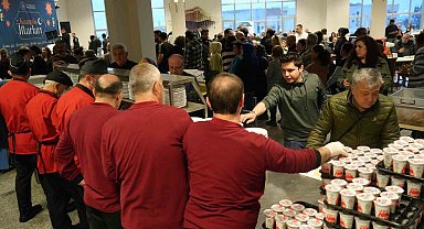 OMÜ'de 2 bin kişi aynı iftar sofrasında buluştu