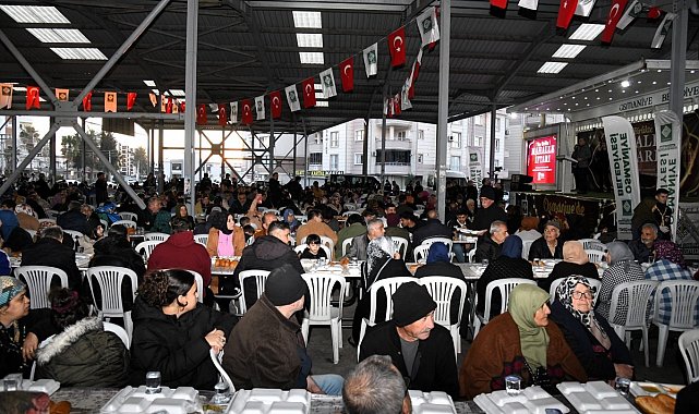 Osmaniye Belediyesi'nden "Hep Birlikte Mahalle İftarı" buluşması