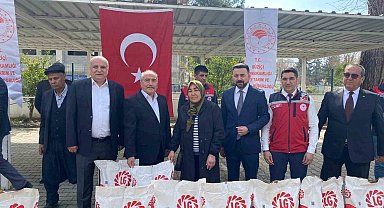 Osmaniye'de çiftçiye ayçiçeği tohumu desteği