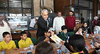 Osmaniye'de "100 Atık Pile Bir Pizza" projesine miniklerden destek