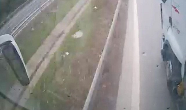 Otobüs şoförünün manevrası faciayı önledi: O anlar kamerada