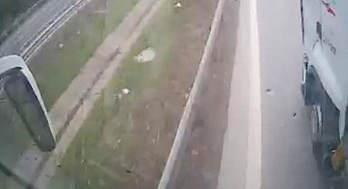 Otobüs şoförünün manevrası faciayı önledi: O anlar kamerada