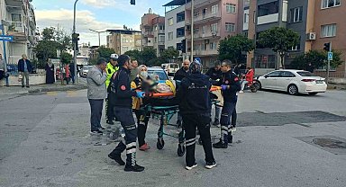 Otomobil ile motosiklet çarpıştı: 2 yaralı