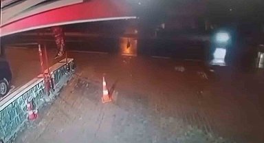 Otomobilin çarptığı motosikletli tıp fakültesi öğrencisi hayatını kaybetti