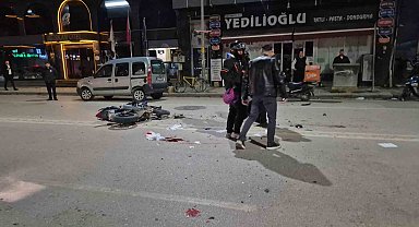 Otomobille çarpışan motosikletin sürücüsü ağır yaralandı