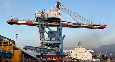 OYAK Denizcilik'ten yapay zeka destekli akıllı vinç yatırımı