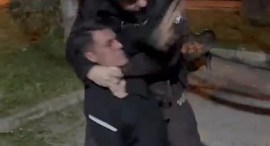 Parkta taşkınlık çıkardılar, görevli bekçilere direndiler