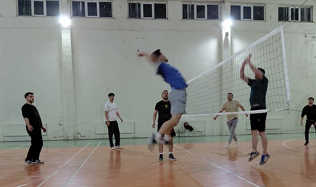 Pazarlar'da Voleybol heyecanı başladı