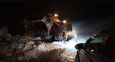 Pervari'de karda mahsur kalan 78 kişi kurtarıldı