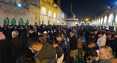 Peygamberler şehrinde Kadir Gecesi coşkusu