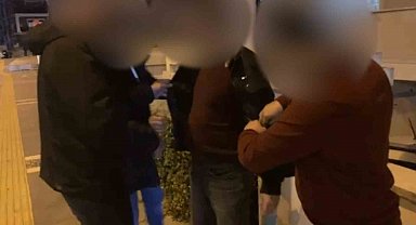 Polis, 'rüşvet dolarları'nı ele geçirdi