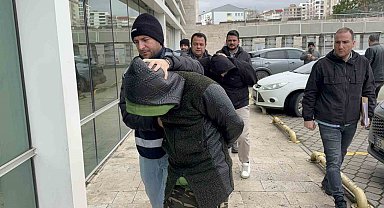 "Kahraman kurye" araç kundaklamaktan gözaltına alındı