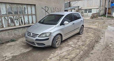 "Park yasak, kör müsün" yazısı da işe yaramadı