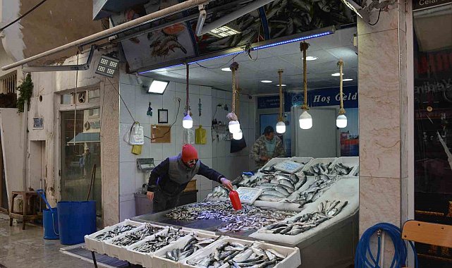 Ramazan bereketi balık tezgahlarına yansıdı