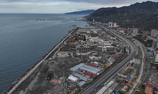 Rize Şehir Hastanesi inşaatı hızla devam ediyor