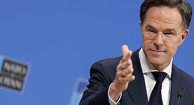 Rutte: "NATO çok güçlü bir ittifak, bunu Türkiye'ye yönelen üç füze konusunda gördünüz"