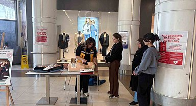 Sağlık ekipleri hava yolu tıkanıklığı ve temel yaşam desteğini uygulamalı anlattı