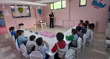 Sağlık personelinden minik öğrencilere hijyen eğitimi