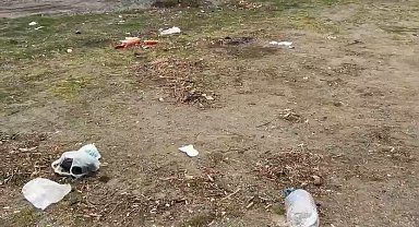 Sahilde çöp tepkisi: 'Karavancılar çevreyi kirletti' iddiası