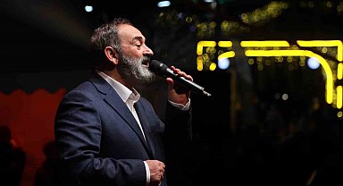 Şair Dursun Ali Erzincanlı Kağıthane'de gönüllere hitap etti