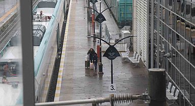 Sakarya'da tren istasyonu ve otogarda arife sakinliği