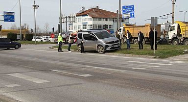 Samsun'da kırmızı ışık ihlali kazaya yol açtı: 3 yaralı