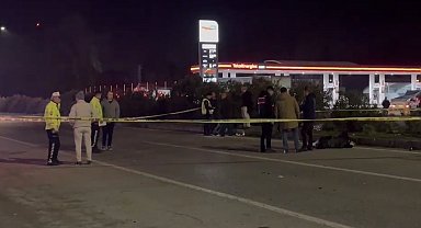 Samsun'da motosiklet tıra çarptı: 1 ölü, 1 ağır yaralı