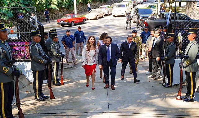 San Salvador'daki Türkiye Parkı kapılarını ziyaretçilere açtı