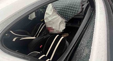 Şanlıurfa'da iki otomobil kafa kafaya çarpıştı: 8 yaralı