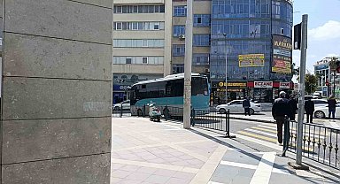 Şanlıurfa'da özel halk otobüsünün çarptığı kişi yaralandı