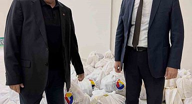 Sarıgöl ve Alaşehir'de 430 gıda yardım paketi dağıtıldı